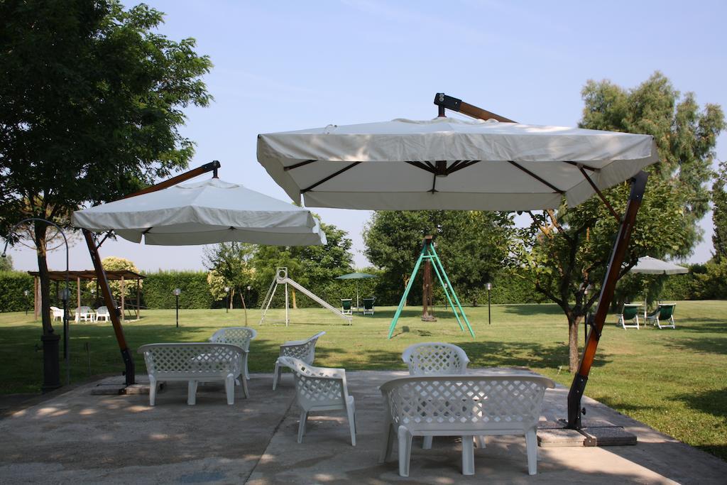 Agriturismo La Pisana Kültér fotó