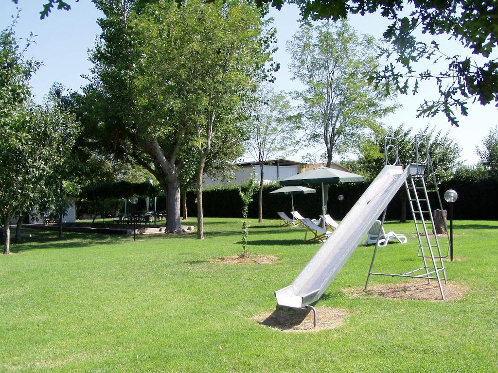 Agriturismo La Pisana Kültér fotó