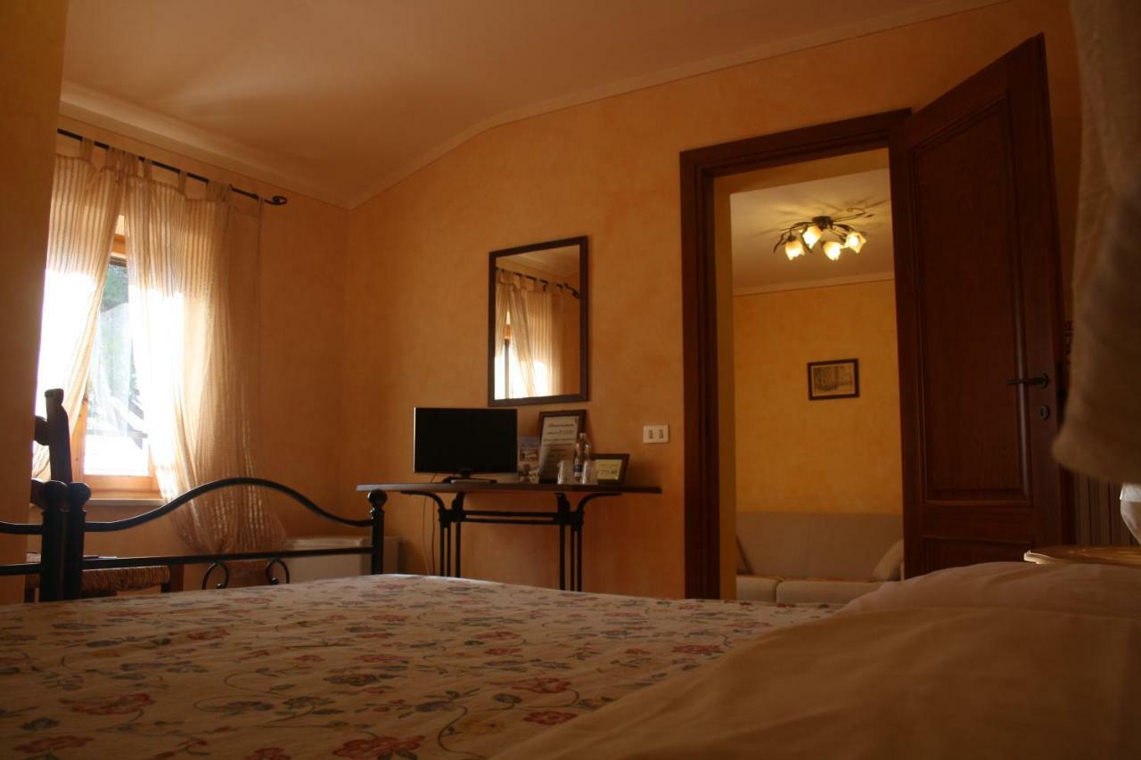 Agriturismo La Pisana Kültér fotó